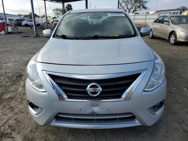 3N1CN7AP1HL840759 - 2017 NISSAN VERSA S SILVER photo 5