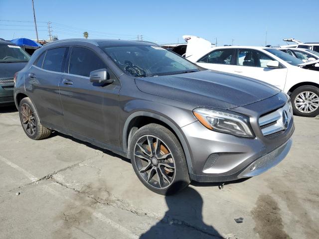 WDCTG4GB8FJ025863 - 2015 MERCEDES-BENZ GLA 250 4MATIC GRAY photo 4