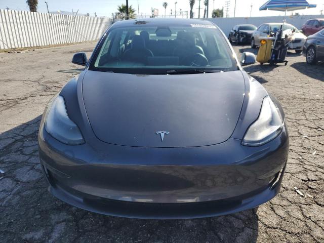 5YJ3E1EA6PF449037 - 2023 TESLA MODEL 3 Մոխրագույն լուսանկար 5