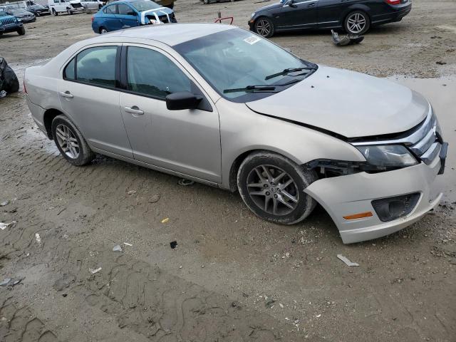 3FAHP0GA3AR404480 - 2010 FORD FUSION S CREAM photo 4