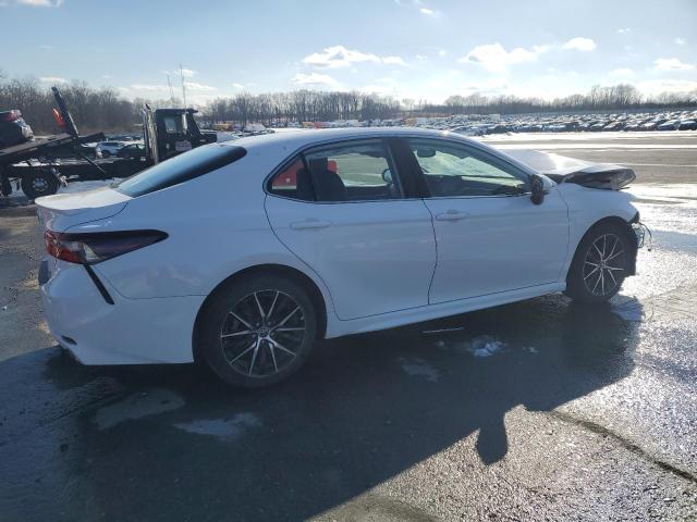 4T1T11AKXRU854205 - 2024 TOYOTA CAMRY SE NIGHT SHADE WHITE photo 3