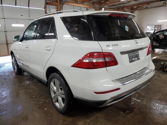 4JGDA5HBXFA464011 - 2015 MERCEDES-BENZ ML 350 4MATIC WHITE photo 2