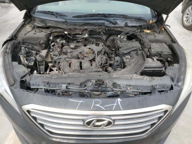 5NPE24AF9FH147200 - 2015 HYUNDAI SONATA SE BLACK photo 11