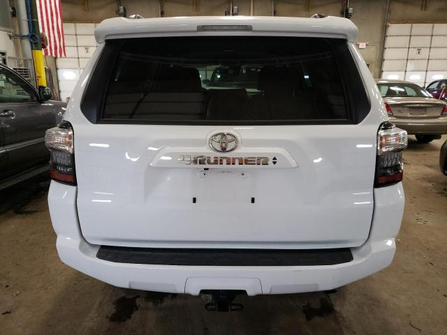 JTEEU5JR6M5245197 - 2021 TOYOTA 4RUNNER SR5 WHITE photo 6