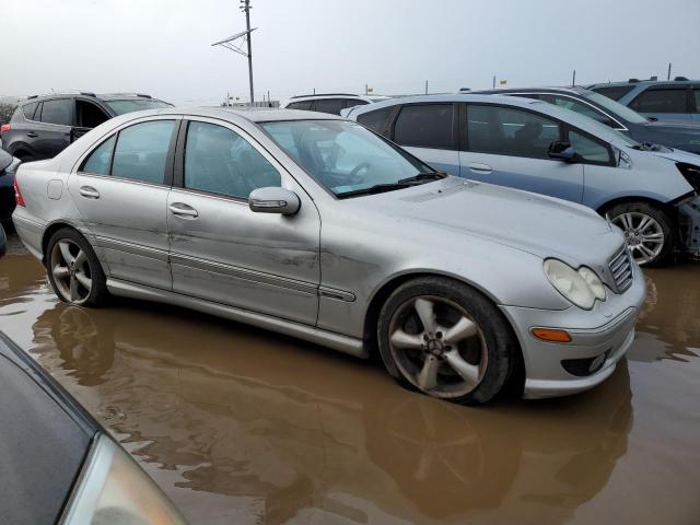 WDBRF40J35A804007 - 2005 MERCEDES-BENZ C 230K SPORT SEDAN SILVER photo 4