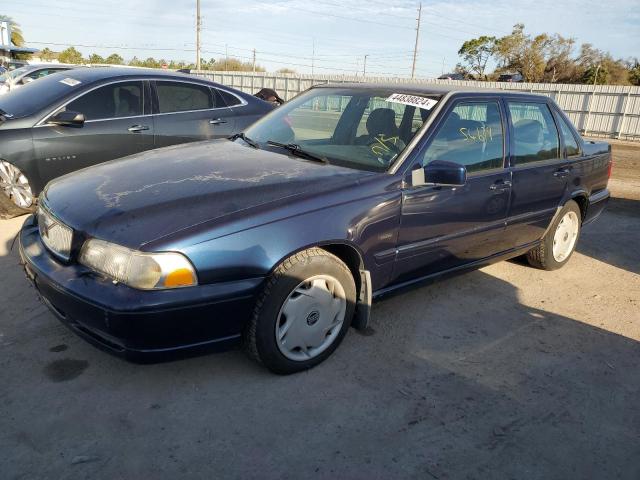 YV1LS5576W2505977 - 1998 VOLVO S70 BLUE photo 1