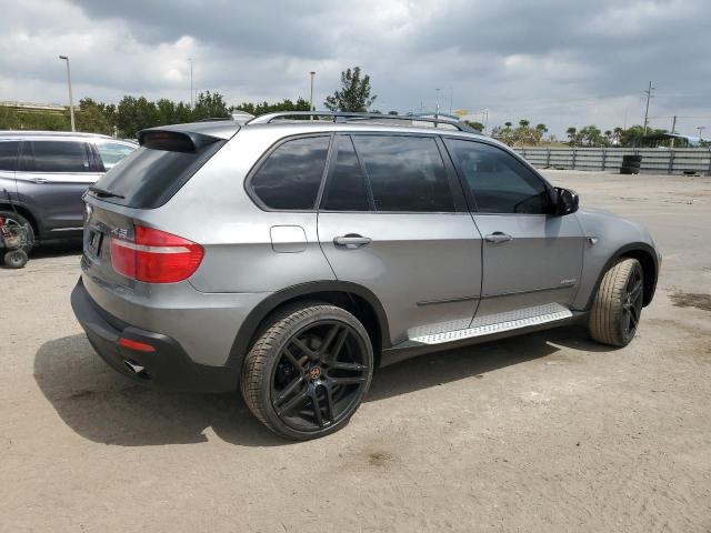 5UXFE435X9L268557 - 2009 BMW X5 XDRIVE30I GRAY photo 3