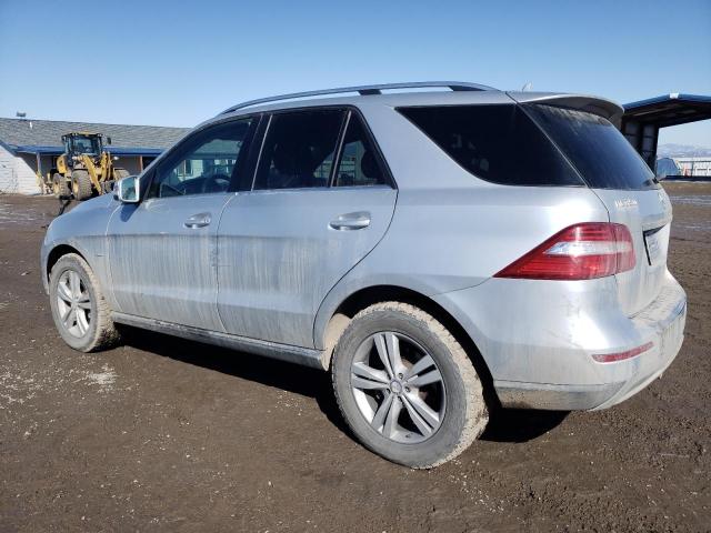 4JGDA5HB1CA038574 - 2012 MERCEDES-BENZ ML 350 4MATIC SILVER photo 2