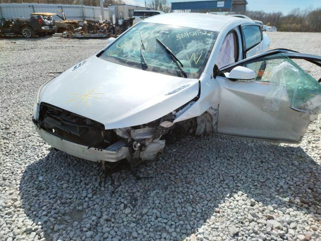 1G4G45G3XGF185838 - 2016 BUICK LACROSSE SPORT TOURING WHITE photo 9