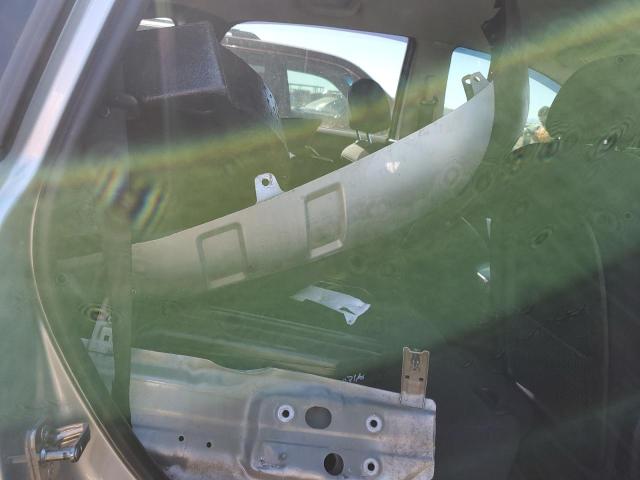 3GNAL2EK7ES641803 - 2014 CHEVROLET CAPTIVA LS 银色 照片 10