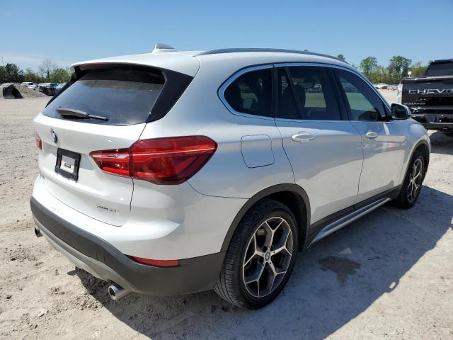 WBXHU7C33J3H43196 - 2018 BMW X1 SDRIVE28I WHITE photo 3