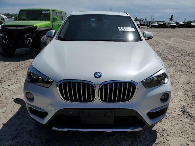 WBXHU7C33J3H43196 - 2018 BMW X1 SDRIVE28I WHITE photo 5