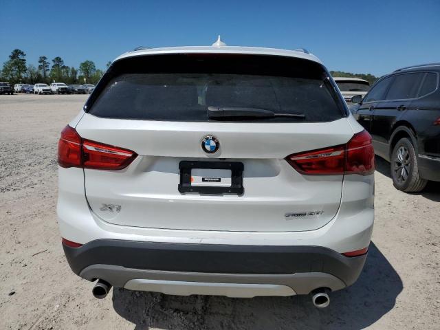 WBXHU7C33J3H43196 - 2018 BMW X1 SDRIVE28I WHITE photo 6