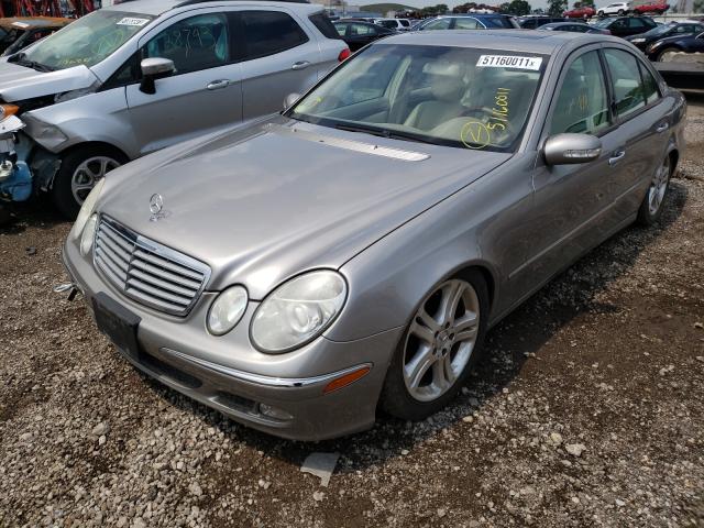 WDBUF70J84A493071 - 2004 MERCEDES-BENZ E 500 SILVER photo 2