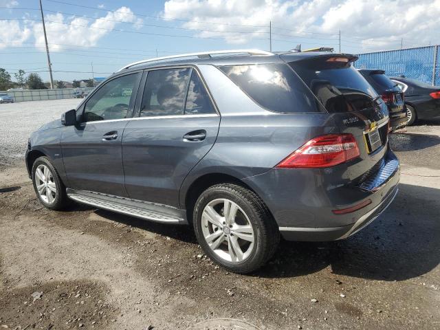 4JGDA5HBXCA066874 - 2012 MERCEDES-BENZ ML 350 4MATIC GRAY photo 2