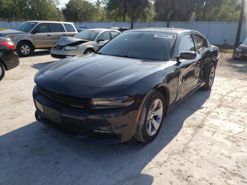 2C3CDXHG3JH147006 - 2018 DODGE CHARGER SXT PLUS GRAY photo 2