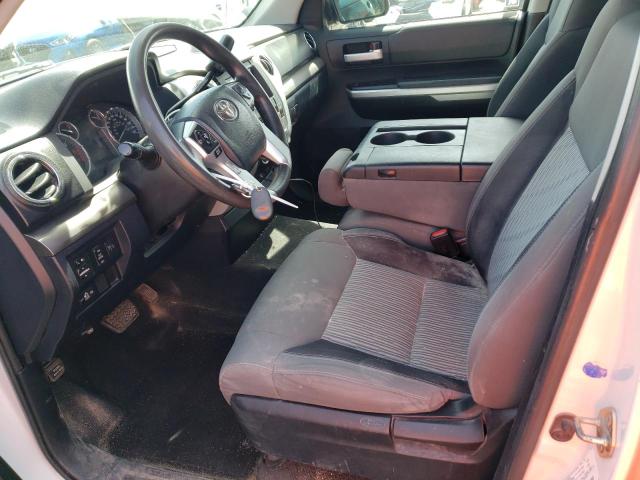 5TFRM5F17GX106410 - 2016 TOYOTA TUNDRA DOUBLE CAB SR/SR5 WHITE photo 7
