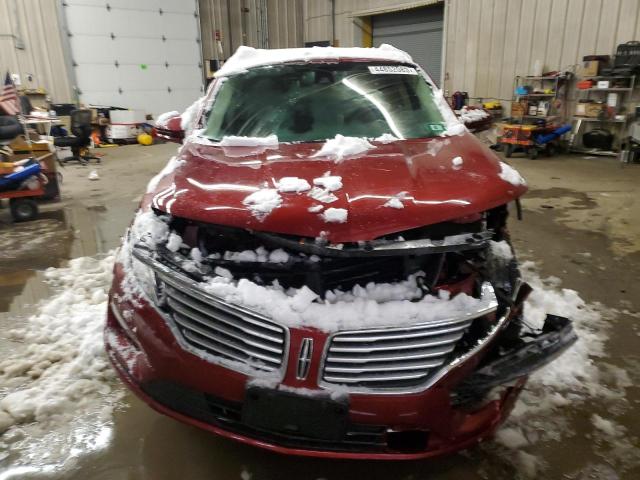 5LMCJ3D97JUL17653 - 2018 LINCOLN MKC RESERVE MAROON photo 5