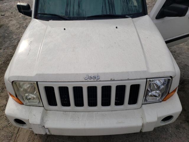 1J8HG48KX6C233900 - 2006 JEEP COMMANDER WHITE photo 12