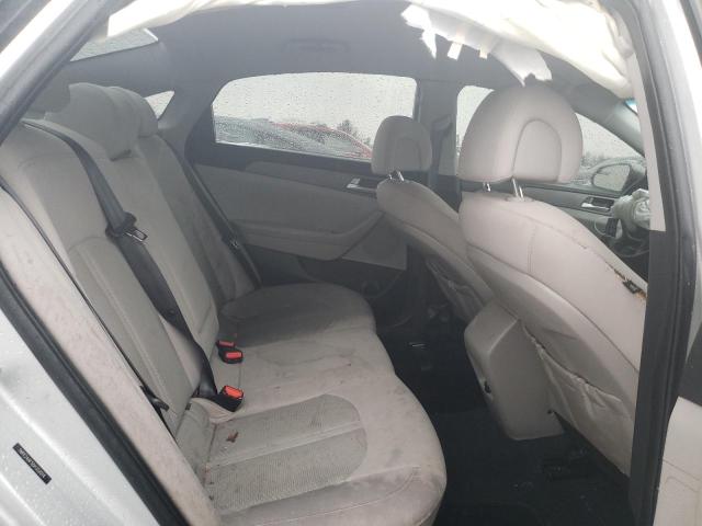 5NPE24AF5GH352014 - 2016 HYUNDAI SONATA SE SILVER photo 10