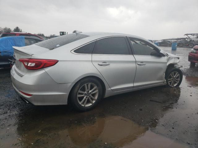 5NPE24AF5GH352014 - 2016 HYUNDAI SONATA SE SILVER photo 3