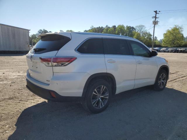 5TDKKRFH5GS158491 - 2016 TOYOTA HIGHLANDER XLE WHITE photo 3