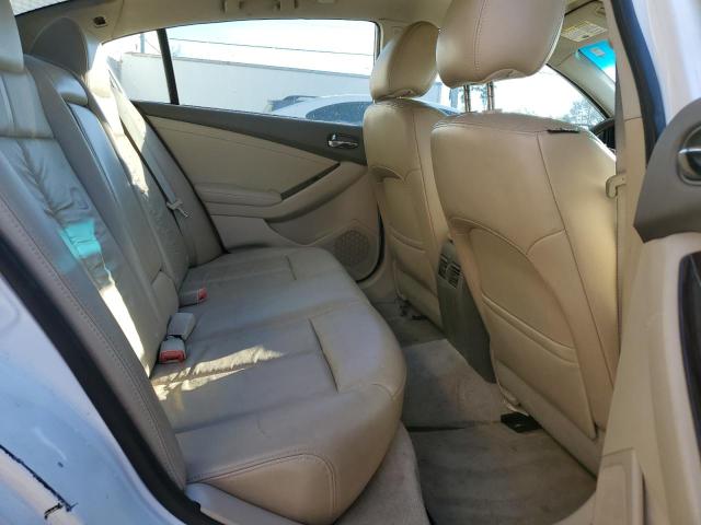 1N4AL2AP0CC138875 - 2012 NISSAN ALTIMA BASE WHITE photo 10