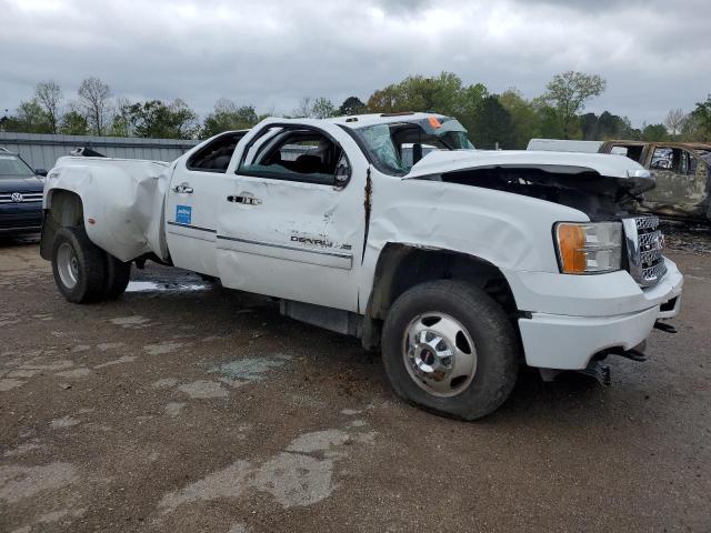 1GT426C82DF192668 - 2013 GMC SIERRA K3500 DENALI WHITE photo 4