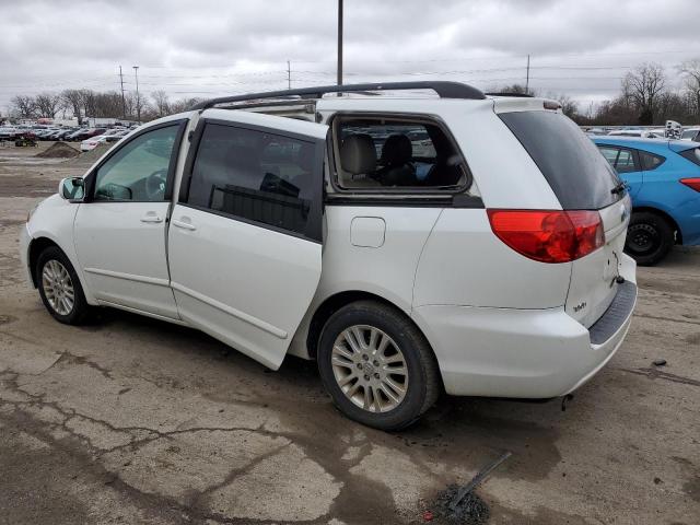 5TDYK4CC0AS298333 - 2010 TOYOTA SIENNA XLE WHITE photo 2