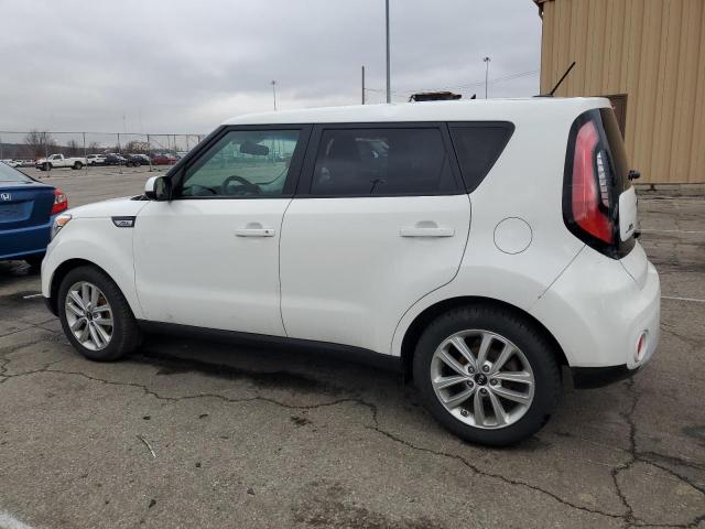 KNDJP3A51J7893249 - 2018 KIA SOUL + WHITE photo 2