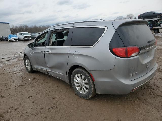 2C4RC1BG5JR211541 - 2018 CHRYSLER PACIFICA TOURING L SILVER photo 2