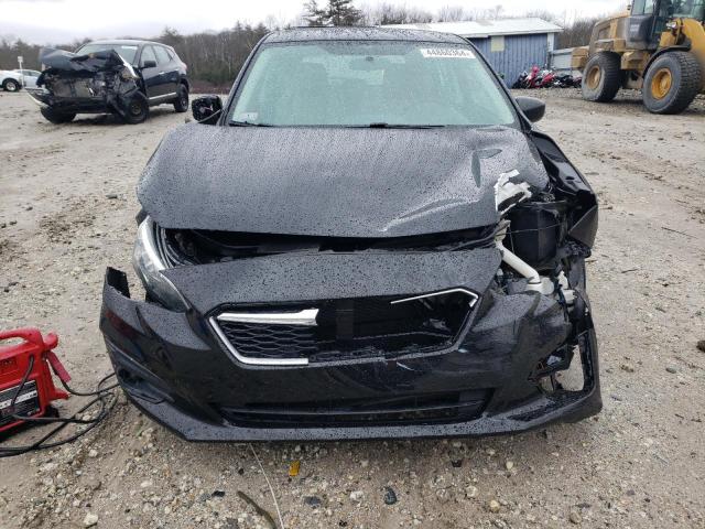 4S3GTAA64J1707595 - 2018 SUBARU IMPREZA BLACK photo 5