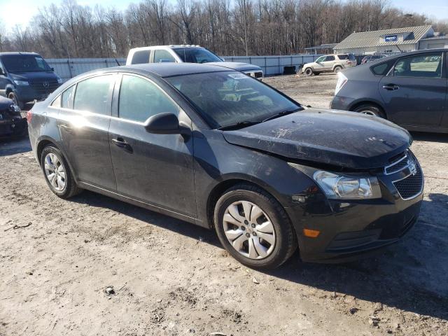 1G1PC5SHXC7137067 - 2012 CHEVROLET CRUZE LS BLACK photo 4