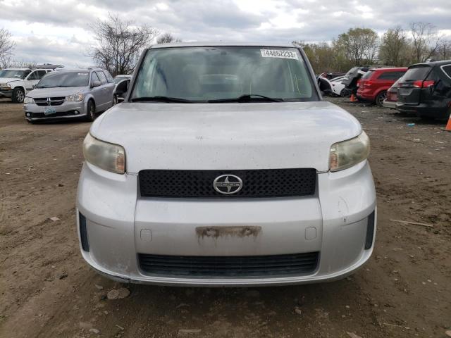JTLKE50E781025815 - 2008 TOYOTA SCION XB SILVER photo 5