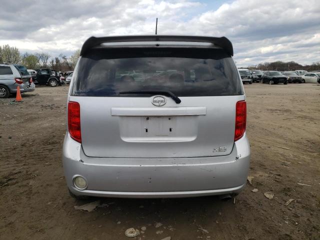 JTLKE50E781025815 - 2008 TOYOTA SCION XB SILVER photo 6