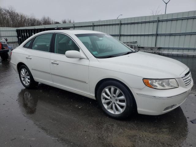 KMHFC46F17A216363 - 2007 HYUNDAI AZERA SE WHITE photo 4