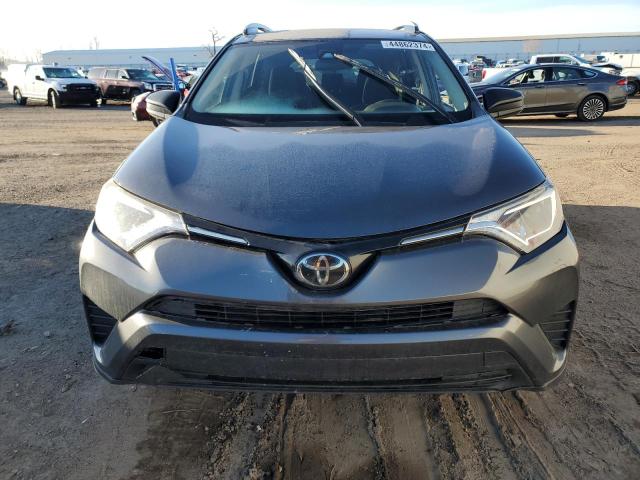 JTMBFREV7JD247011 - 2018 TOYOTA RAV4 LE GRAY photo 5