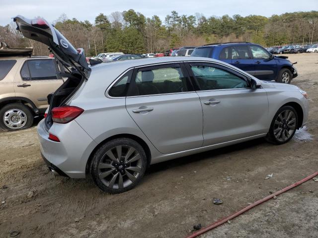 KMHH55LC4JU077208 - 2018 HYUNDAI ELANTRA GT SPORT SILVER photo 3