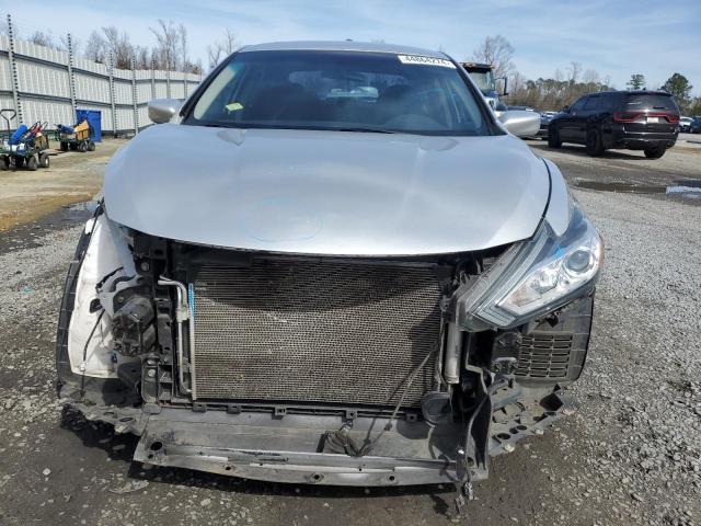 1N4AL3AP5HC230089 - 2017 NISSAN ALTIMA 2.5 SILVER photo 5