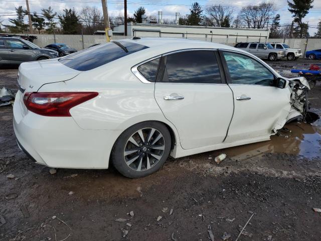 1N4AL3AP0JC260512 - 2018 NISSAN ALTIMA 2.5 WHITE photo 3