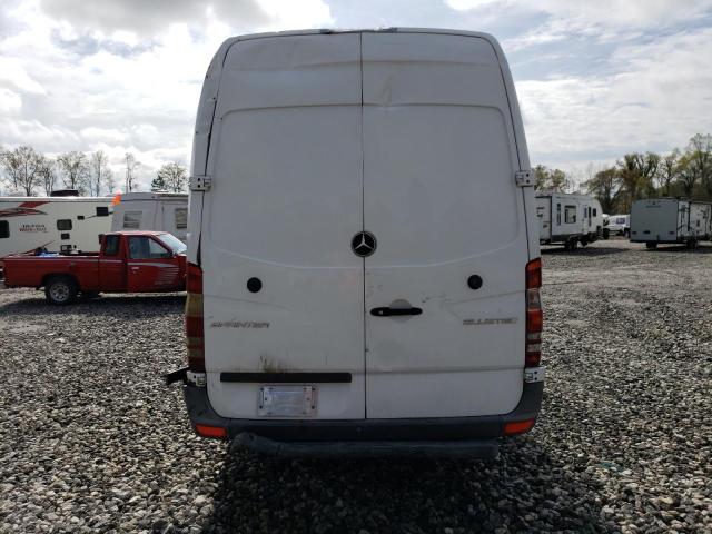 WD3PE8DC8FP105432 - 2015 MERCEDES-BENZ SPRINTER 2500 WHITE photo 6