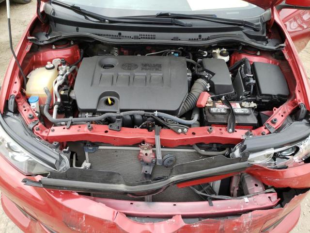 JTNKARJE6JJ573481 - 2018 TOYOTA COROLLA IM RED photo 11