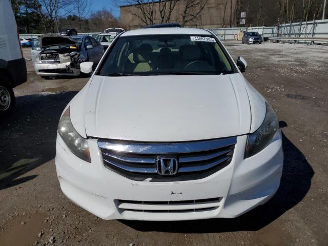 1HGCP2F62CA209658 - 2012 HONDA ACCORD SE WHITE photo 5