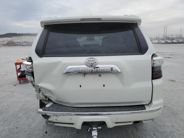 JTEBU5JR3K5711913 - 2019 TOYOTA 4RUNNER SR5 WHITE photo 6