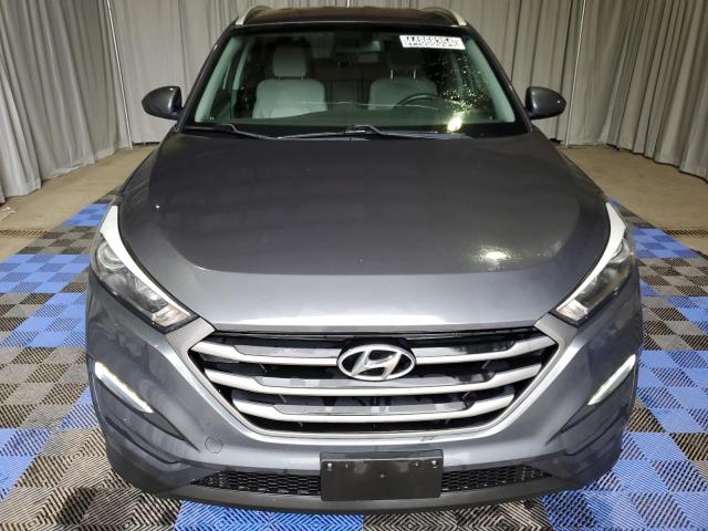 KM8J33A45JU679297 - 2018 HYUNDAI TUCSON SEL GRAY photo 5