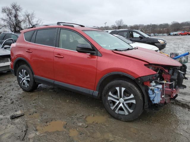 JTMBFREV2HJ134742 - 2017 TOYOTA RAV4 LE RED photo 4