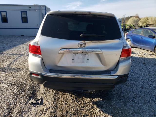 5TDZA3EH5DS035382 - 2013 TOYOTA HIGHLANDER BASE SILVER photo 6