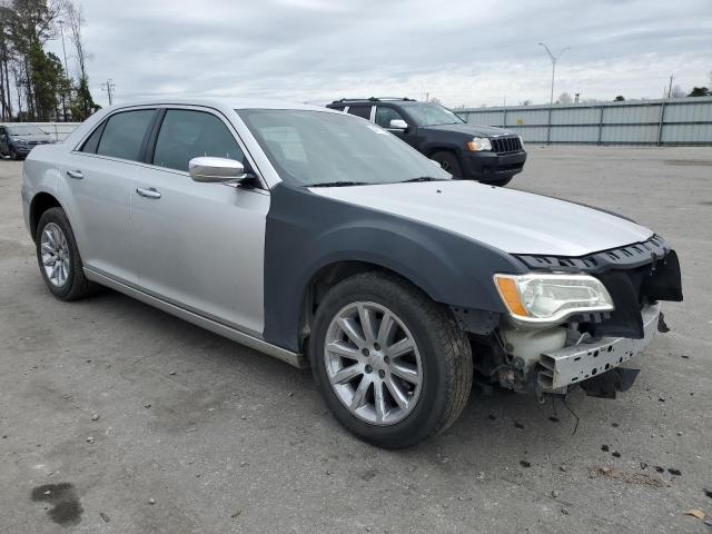 2C3CCACG6CH310726 - 2012 CHRYSLER 300 LIMITED GRAY photo 4