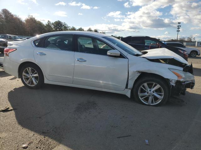 1N4AL3AP7FN408022 - 2015 NISSAN ALTIMA 2.5 WHITE photo 4