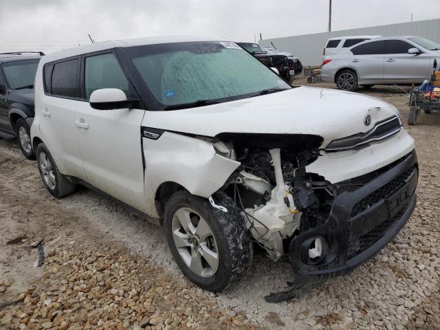 KNDJN2A25J7897116 - 2018 KIA SOUL WHITE photo 4